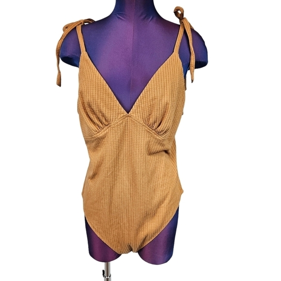 Wild Fable Golden Mustard Waffle‎ Knit Spaghetti Strap Bodysuit Size XXL - Picture 1 of 9